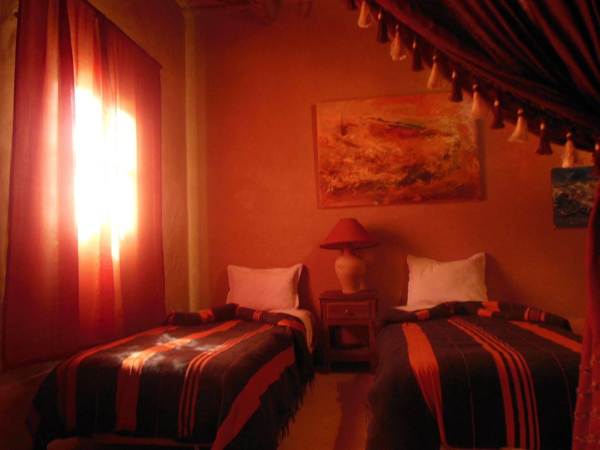 Kasbah Du Peintre Bed & Breakfast Аит Бен Хаду Екстериор снимка